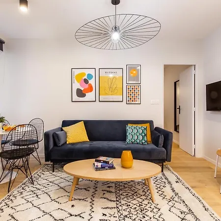 Charming Apartment - 2Br-6P - Grands Boulevards-2